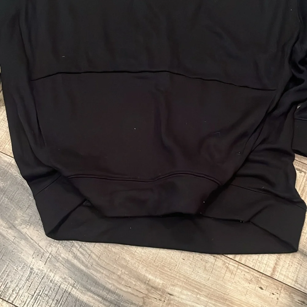 Crew neck sweater sweatshirt camo sz small kangaroo pocket oversized